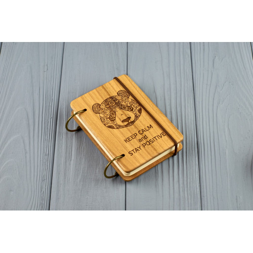 Кишеньковий блокнот з дерева формат А7 на кільцях "Панда"