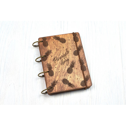 Блокнот деревянный А6 Pineapple diary из фанеры Темный на кольцах, 60 листов